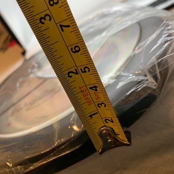 Vintage Vandor Elvis Presley Retro Black/White 8" Wall Clock Open Box NEW! - Picture 8 of 16